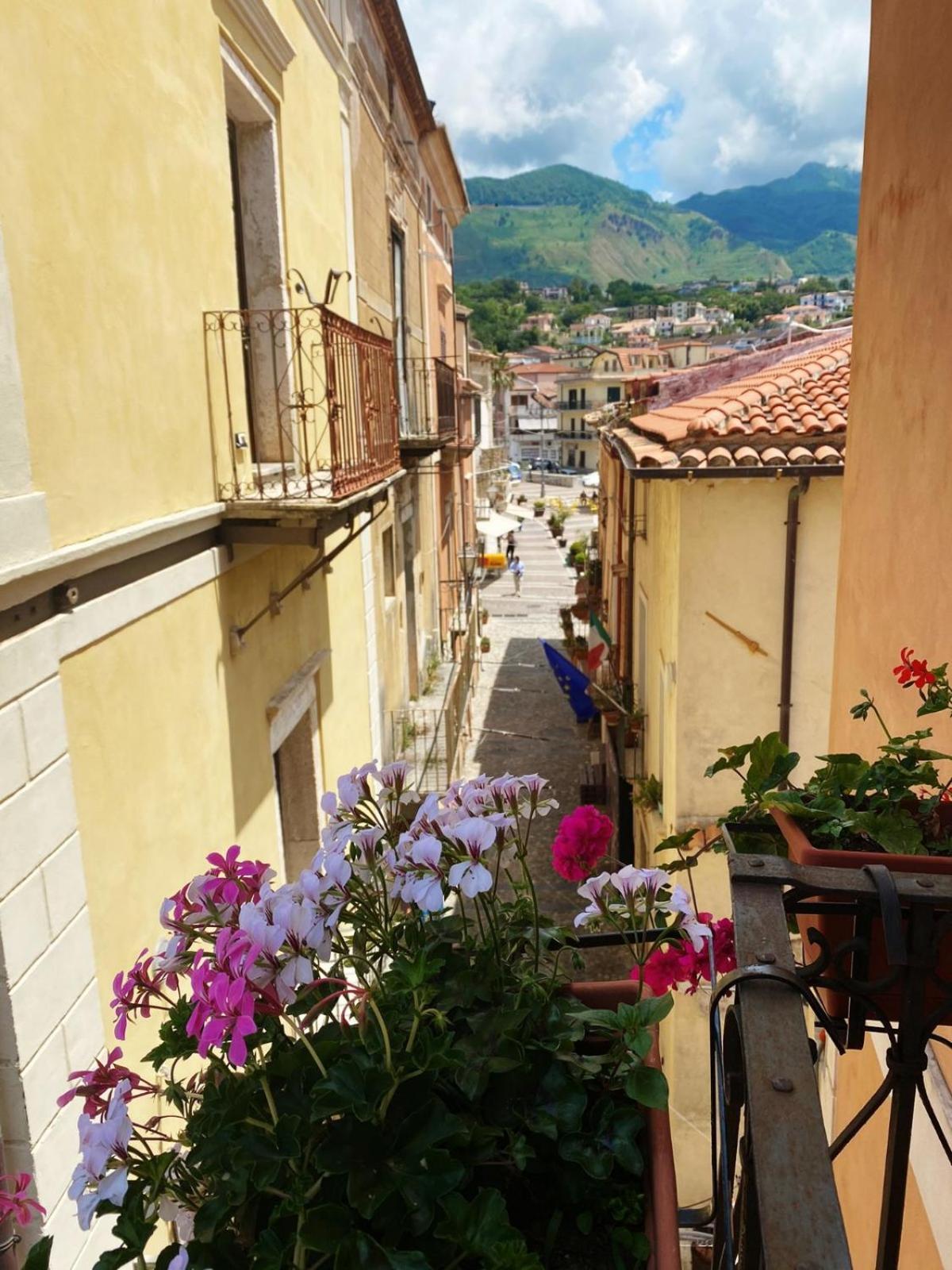 Caterina House Nel borgo piú bello d'Italia San Lucido Camera foto
